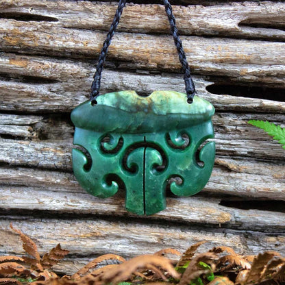 Moko Kauae Pounamu