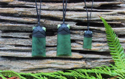 Whānau Pounamu Set