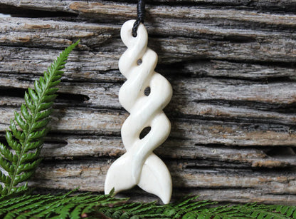 Whalebone Pikoura Necklace