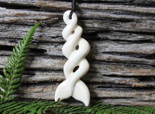 Whalebone Pikoura Necklace